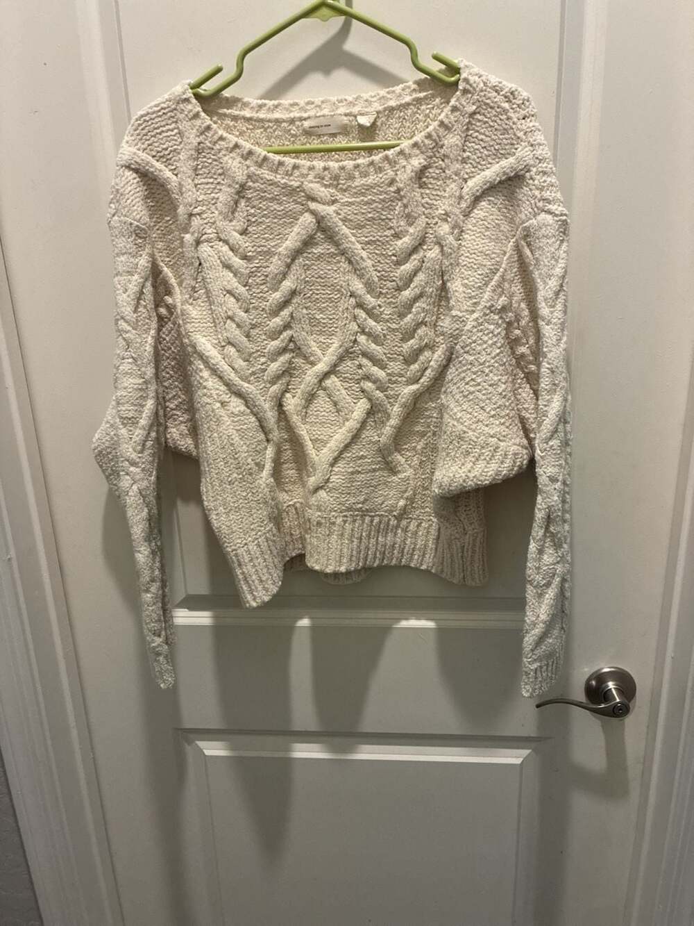 Sleeping on Snow Cream Cable Knit Chenille Dolman Sleeve Sweater Size M